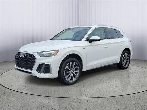 2022 Audi Q5 45 S line quattro Premium