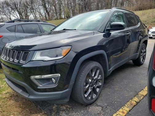 Diamond Black 2019 Jeep Compass Altitude