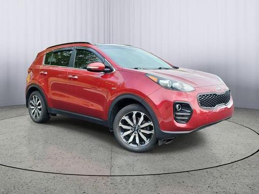 Hyper Red 2018 Kia Sportage EX