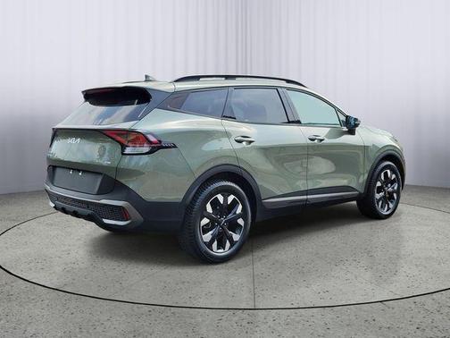 Jungle Green 2023 Kia Sportage X-Line