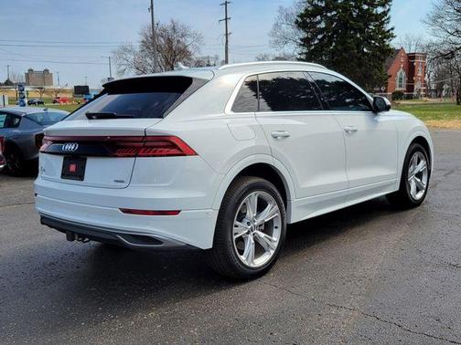 Carrara White 2020 Audi Q8 55 Prestige