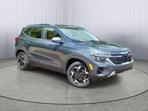 Gravity Gray 2024 Kia Seltos EX