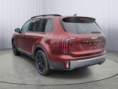 Red 2023 Kia Telluride SX X-Line