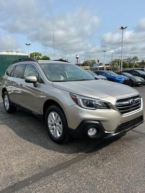 2019 Subaru Outback 2.5i Premium