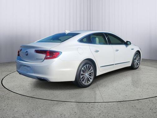 2017 Buick LaCrosse Essence