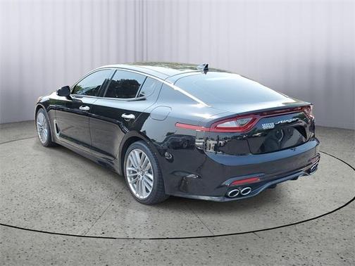 2018 Kia Stinger Base