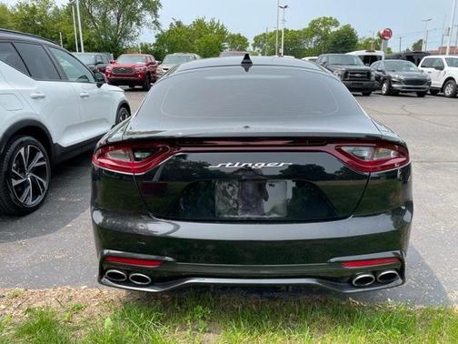 2018 Kia Stinger Base