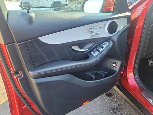 2022 Mercedes-Benz GLC 300 Base 4MATIC