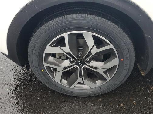 2022 Kia Sportage EX