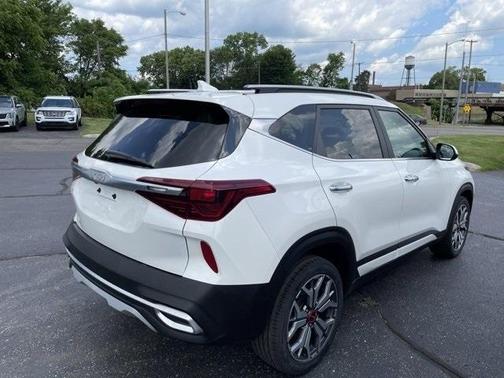 2023 Kia Seltos SX