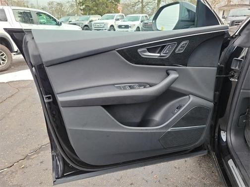 2019 Audi Q8 3.0T Premium Plus