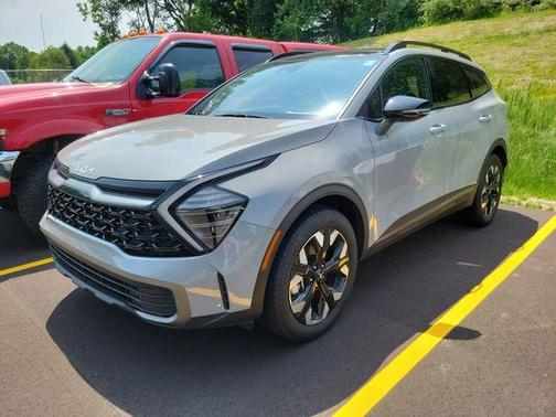 Wolf Gray 2024 Kia Sportage X-Line