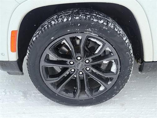 2024 Jeep Grand Wagoneer Series III