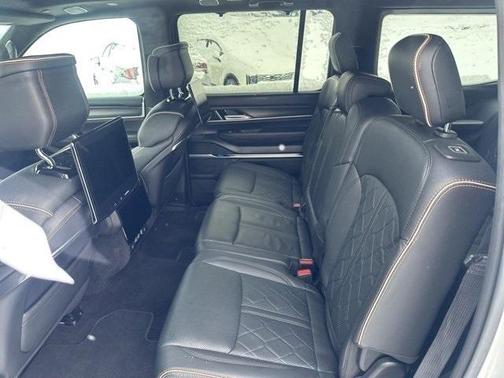 2024 Jeep Grand Wagoneer Series III