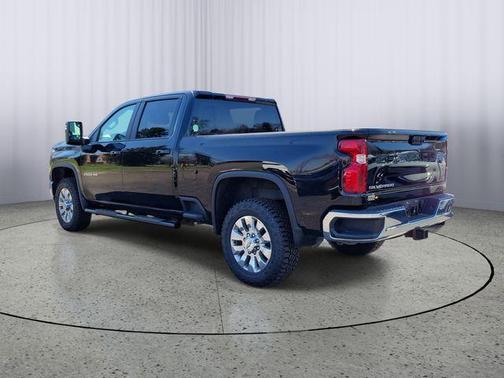 Mosaic Black Metallic 2022 Chevrolet Silverado 2500 LT