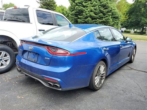 2018 Kia Stinger Base