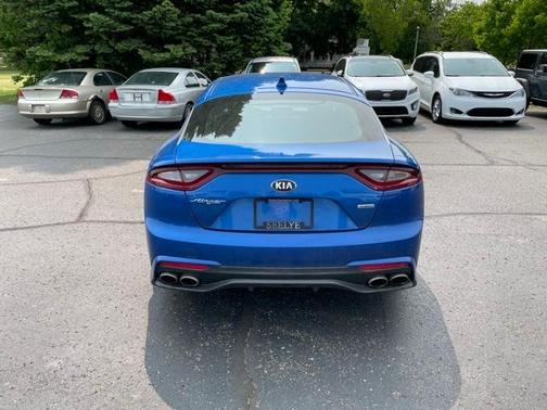 2018 Kia Stinger Base