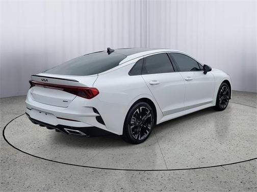 2024 Kia K5 GT-Line