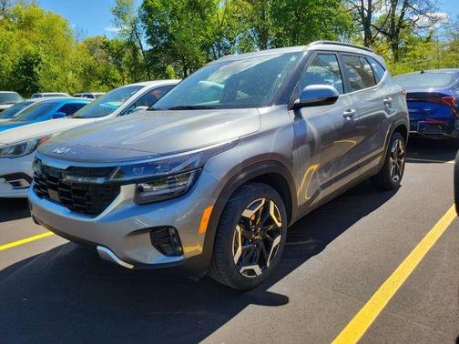 Steel Gray 2024 Kia Seltos SX