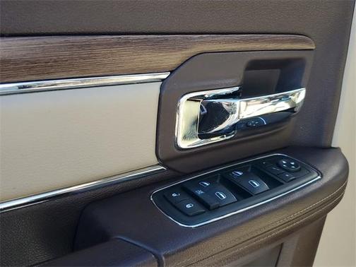 2015 RAM 1500 Laramie