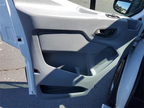 2018 Ford Transit-150 XL