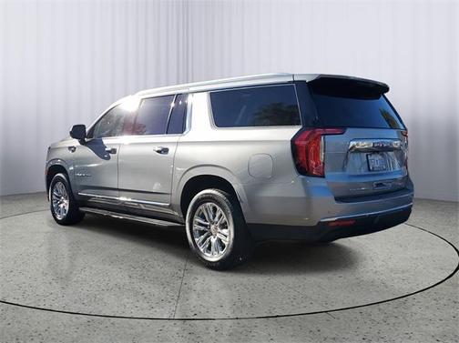 2023 GMC Yukon XL SLT