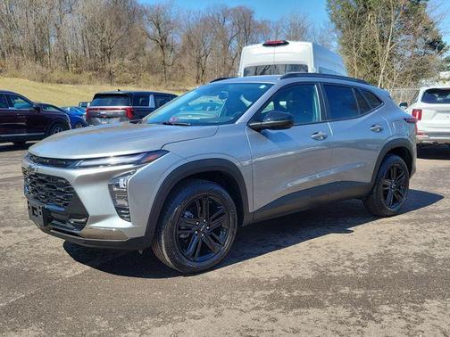 Sterling Gray Metallic 2025 Chevrolet Trax ACTIV