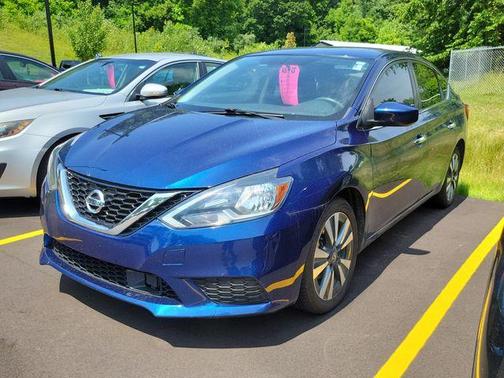 Gray 2019 Nissan Sentra SV