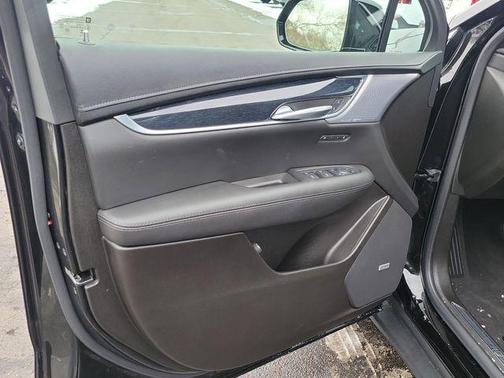 2025 Cadillac XT5 Premium Luxury