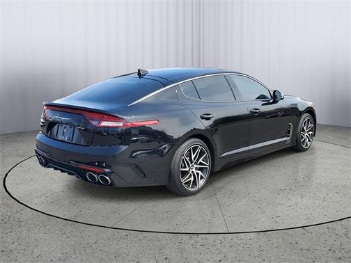 2022 Kia Stinger GT-Line