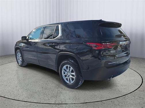 2023 Chevrolet Traverse LS