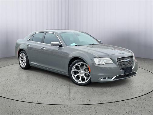 2017 Chrysler 300C Platinum