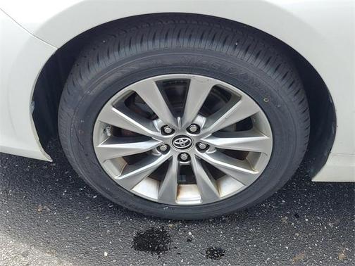 2015 Toyota Camry Hybrid XLE