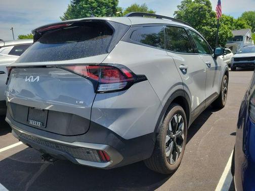 Wolf Gray 2023 Kia Sportage X-Line