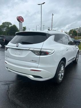 2022 Buick Enclave Avenir