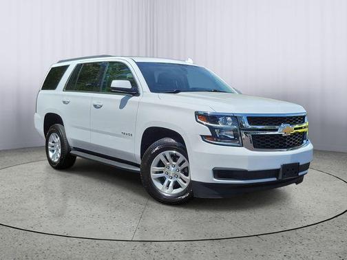 Summit White 2019 Chevrolet Tahoe LS