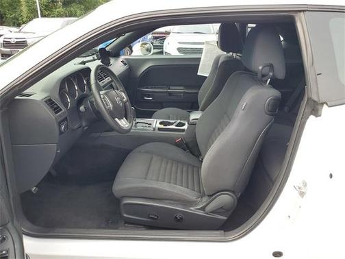 2013 Dodge Challenger SXT