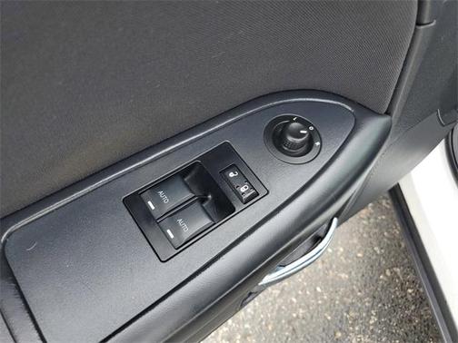 2013 Dodge Challenger SXT