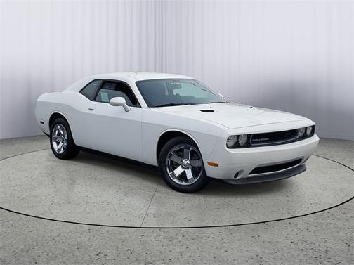 2013 Dodge Challenger SXT