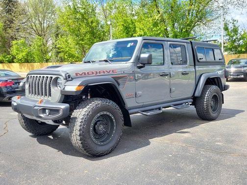 Sting Gray Clearcoat 2021 Jeep Gladiator Mojave
