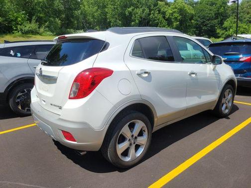 White Pearl Metallic 2016 Buick Encore Convenience