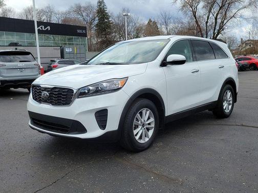 2020 Kia Sorento LX