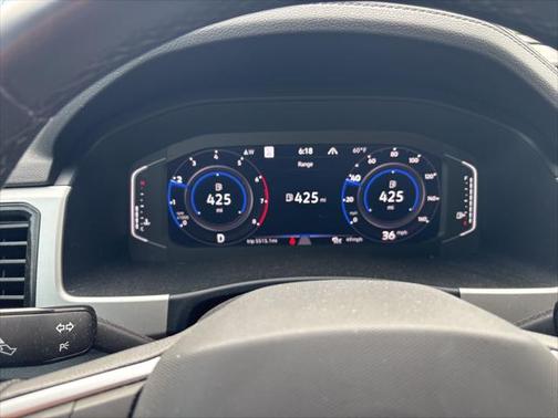 2022 Volkswagen Atlas Cross Sport 3.6L V6 SEL Premium R-Line