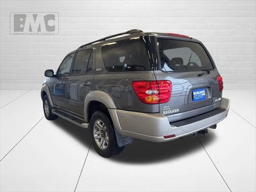 2004 Toyota Sequoia SR5
