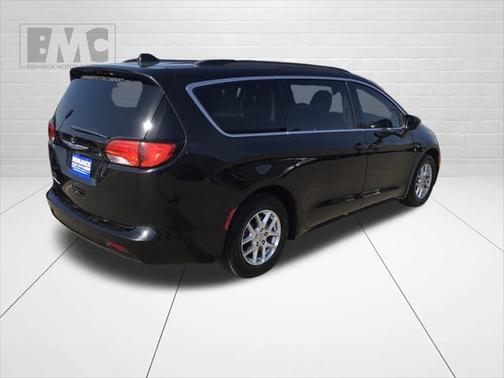 2020 Chrysler Voyager LXI