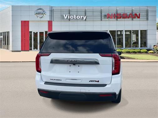 2021 GMC Yukon XL 4WD AT4
