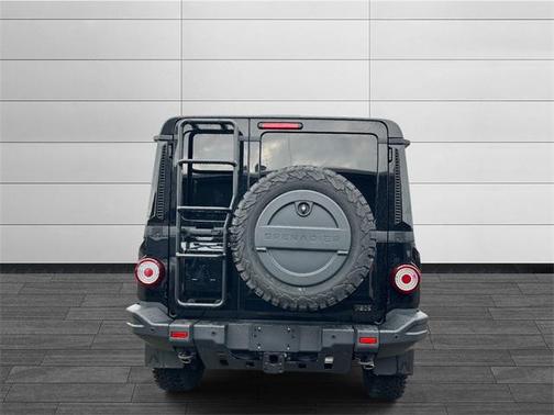 2025 INEOS Grenadier AWD