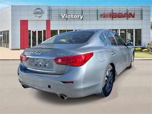 2015 INFINITI Q50 Premium