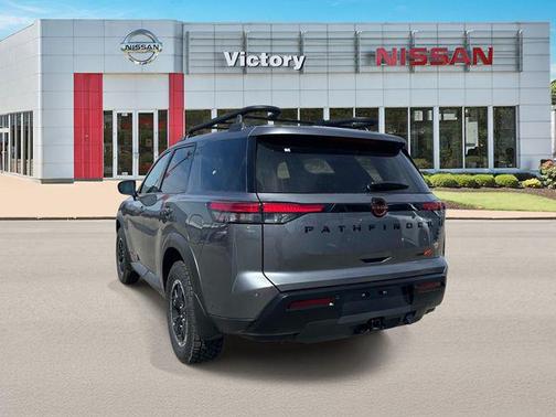 Gun Met 2026 Nissan Pathfinder Rock Creek