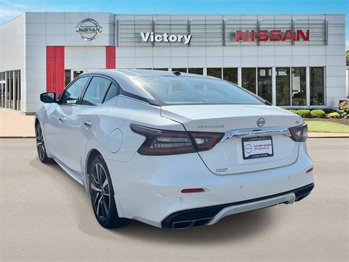 2023 Nissan Maxima SL